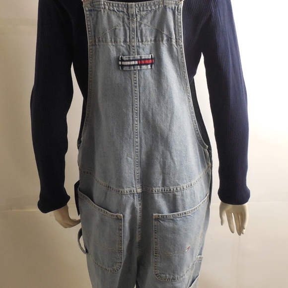 NWT -Tommy Hilfiger Overall Denim Shorts - Picture 4 of 6